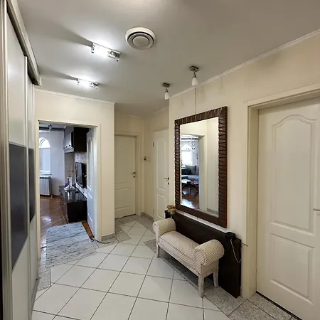 Lovely Apartments Free Street Parking Нови Сад Екстериор снимка